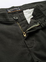Men's Slim Fit Solid Mid Rise Stretchable Chinos
