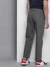 Men's Straight Fit Solid Mid Rise Trousers