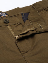 Men's Slim Fit Solid Mid Rise Chinos
