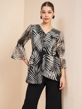 Women's Black Conversational Printed V-Neck Puff Sleeve Co-ords Set