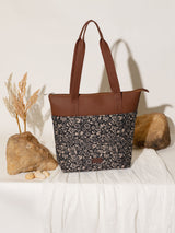 Women's Black Vegan Leather Finish Tote Bag - 15.5L