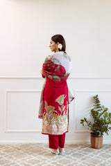 Women's Red Festive Regular Fit Embroidered Three Quarter Sleeves Kurtas Sets