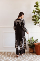 Women's Black Daily Regular Fit Printed Full Sleeves Kurtas Sets