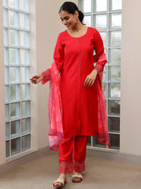 Women's Red Solid Panelled Kurta With Yoke and Solid Trouser With Dupatta