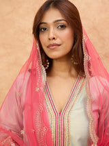 Women's Green Ethnic Paired Kurta Set With Net Dupatta