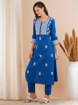 Women's Blue Floral Chikankari Embroidered Straight Fit Kurta Set