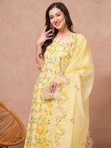 Women's Yellow Festive Floral Three-Quarter Sleeves Kurta Sets