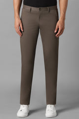 Men's Brown Casual Solid Slim Fit Trouser