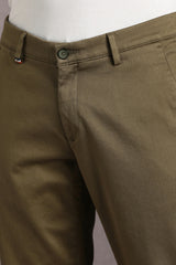 Men's Olive Casual Solid Slim Fit Trouser