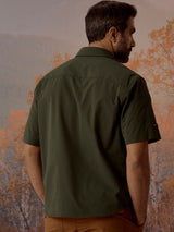 Men's Green Casual Relaxed Fit Solid Half Sleeves Shirt
