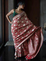 Women's Red Silk Georgette Saree with Blouse Piece