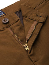 Men's Slim Fit Solid Mid Rise Chinos