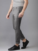 Men's Slim Fit Solid Mid Rise Chinos