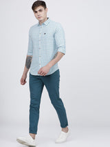 Men's Slim Fit Solid Mid Rise Chinos