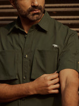 Men's Green Casual Relaxed Fit Solid Half Sleeves Shirt