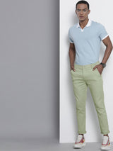 Men's Slim Fit Solid Mid Rise Chinos