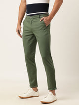 Men's Slim Fit Solid Mid Rise Chinos