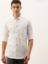 Men's Slim Fit Checkered Full Sleeves Spread Collar Casual Shirt