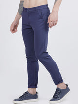 Men's Slim Fit Solid Mid Rise Chinos