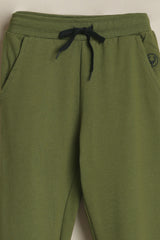 Boys Green Casual Solid Tapered Fit Joggers