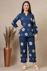 Women's Blue Geometric Tie And Dye Straight Cotton Top And Pant Co-ord Set