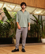 Campus Sutra Men's Olive Green Gauzy-Woven Shirt