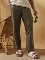 Men's Green Casual Straight Fit Solid Trousers