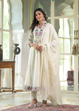 Women's White Fusion Regular Fit Embroidered Three Quarter Sleeves Kurtas Sets