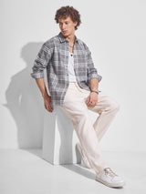 Men's Cream and Grey Relaxed Fit Checked Long Sleeves Casual Shirt