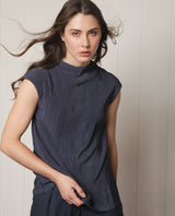 Women's Navy Casual Sleeveless Top