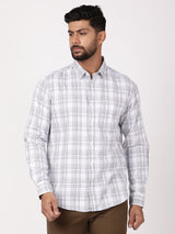 Men's White Casual Regular Fit Checkered Full Sleeves Shirt
