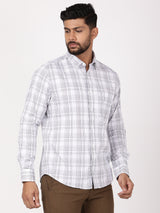 Men's White Casual Regular Fit Checkered Full Sleeves Shirt