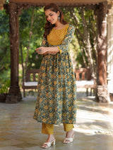 Women's Bottle Green Pure Cotton Floral Printed A-line Kurta Pant Set