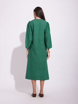 Women's Green Casual Solid Three Quarter Sleeves Below Knee Dress