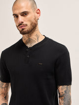 Men's Black Casual Regular Fit Solid Half Sleeves Tshirt