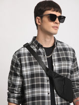 Men's Black Casual Checked Slim Fit Full Sleeves Shirt