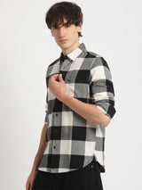 Men's Black Casual Slim Fit Checked Full Sleeves Shirt