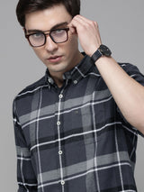 Men's Grey Casual Checked Slim Fit Full Sleeves Shirt