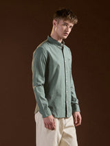 Men's Green Casual Slim Fit Solid Full Sleeves Shirt