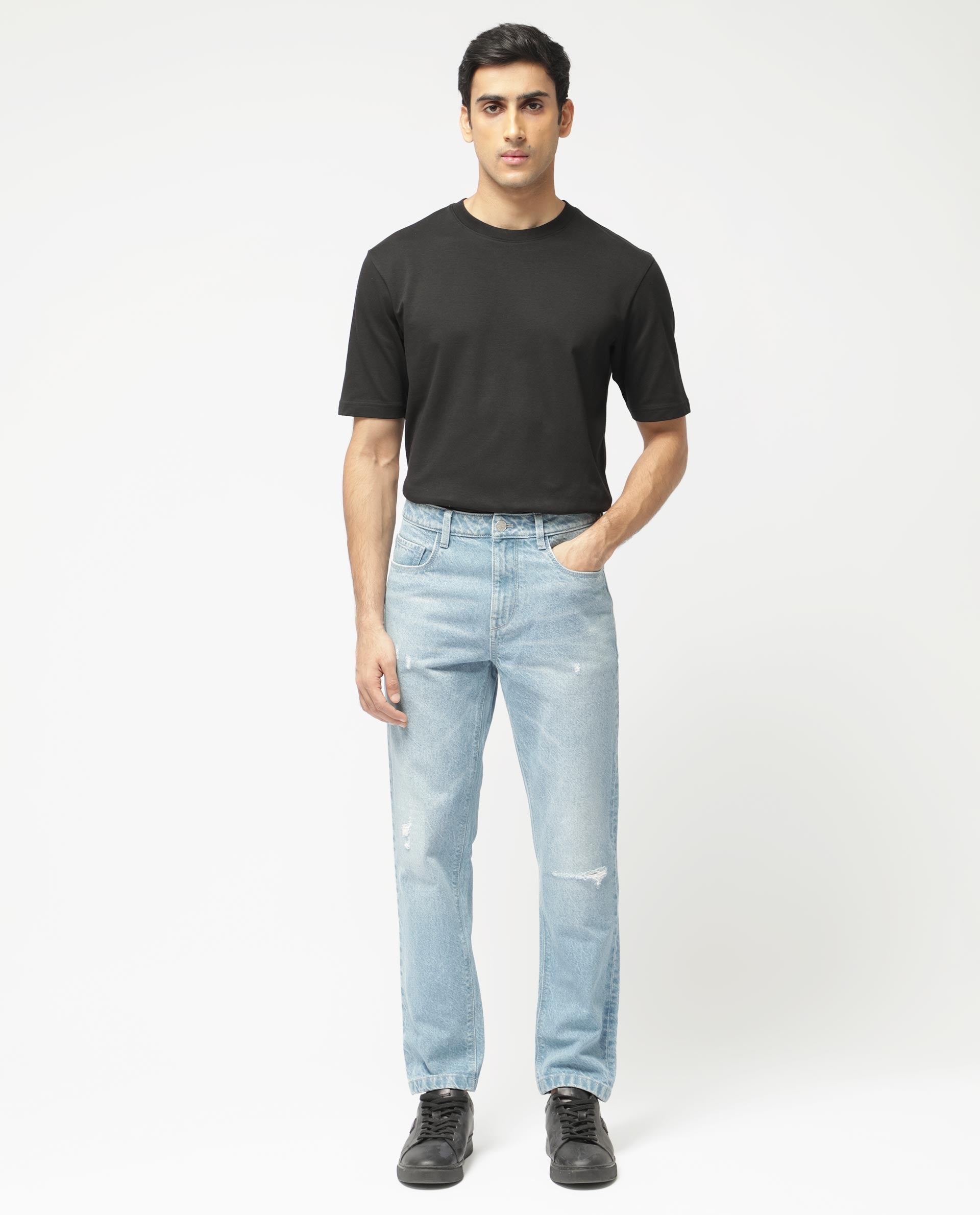 Men's Blue Casual Tapered Fit Solid Jeans
