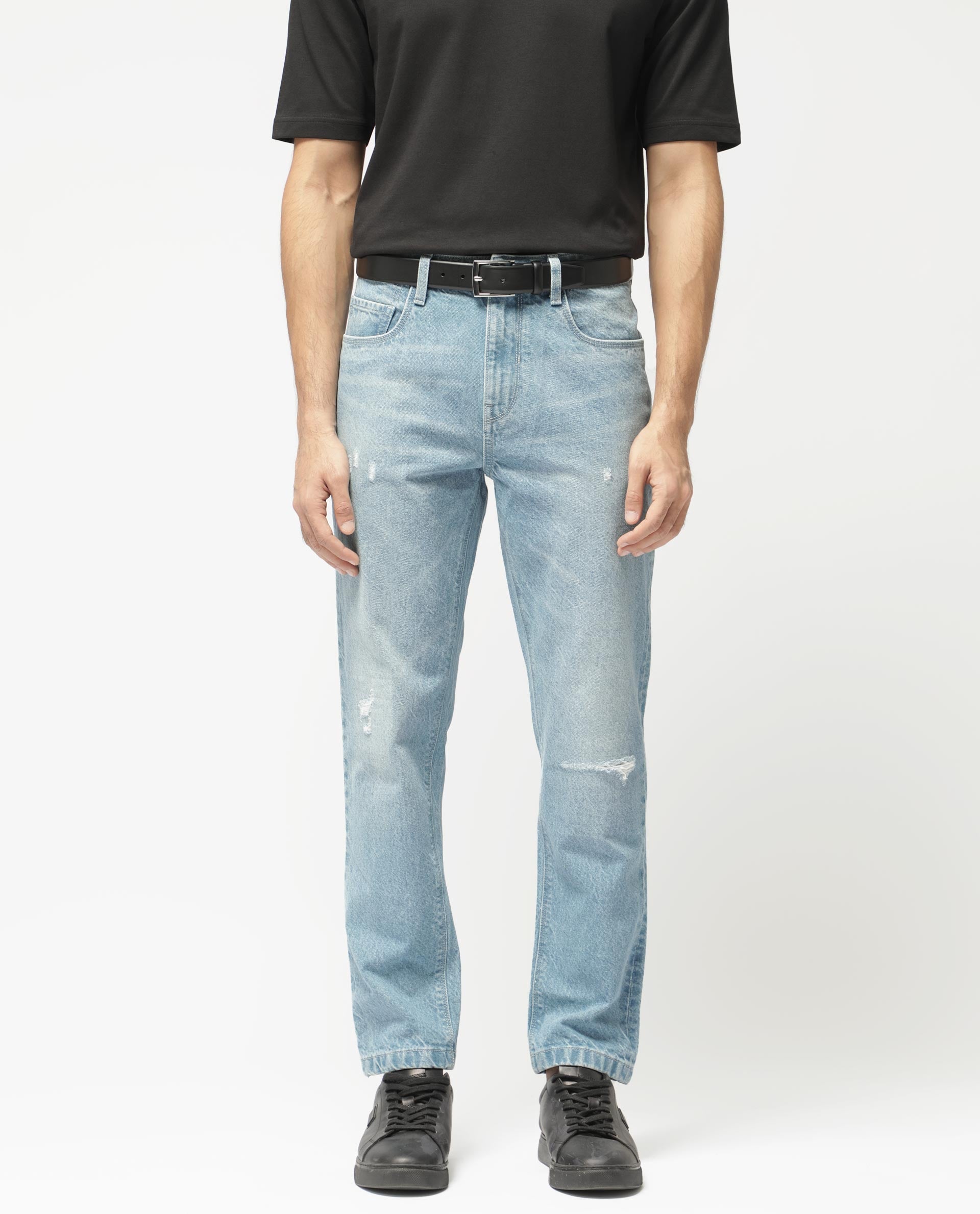 Men's Blue Casual Tapered Fit Solid Jeans