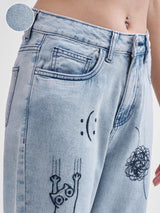 Women's Light Blue Casual Solid Mom Fit Jeans