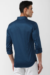 Men's Blue Casual Solid Slim Fit Full Sleeves Shirt