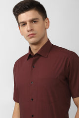 Men's Red Formal Solid Regular Fit Half Sleeves Shirt