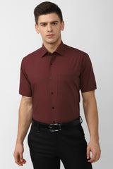 Men's Red Formal Solid Regular Fit Half Sleeves Shirt