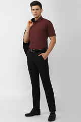 Men's Red Formal Solid Regular Fit Half Sleeves Shirt