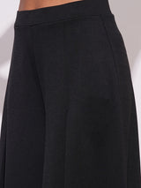 Women's Black Casual Flared Fit Solid Jeggings