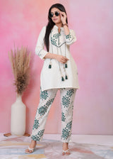 Women's Green Work Regular Fit Embroidered Three Quarter Sleeves Co-Ord Sets