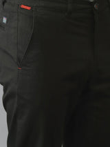 Men's Slim Fit Solid Mid Rise Chinos