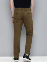Men's Slim Fit Solid Mid Rise Chinos